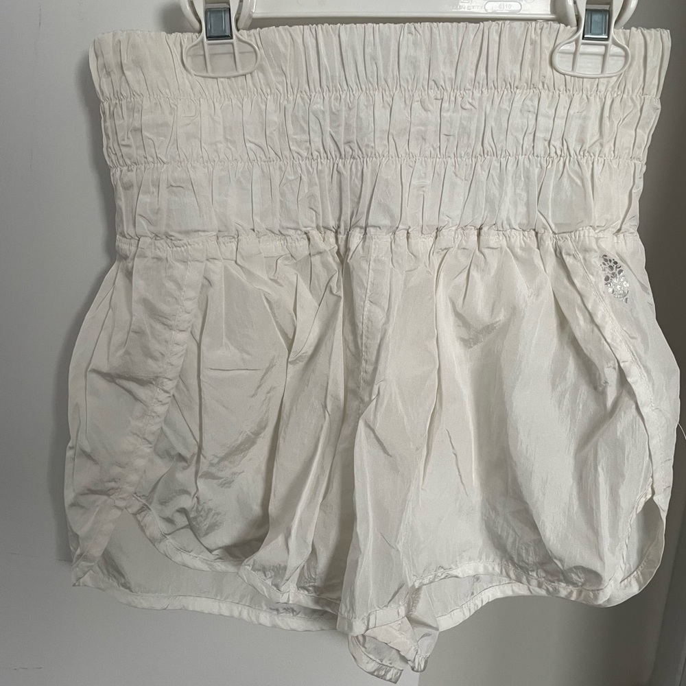 FP Movement The Way Home shorts white size medium